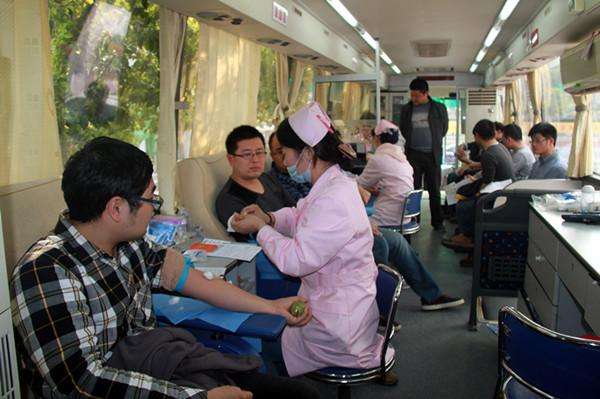 競爭惡劣，獻(xiàn)血車價(jià)格也不能成為搶奪市場的主要因素