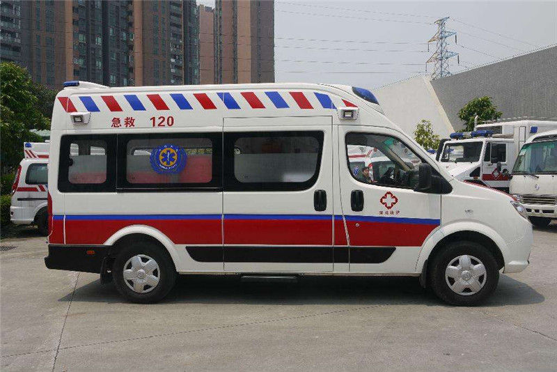患者在等待救護(hù)車(chē)出租時(shí)需要注意什么？